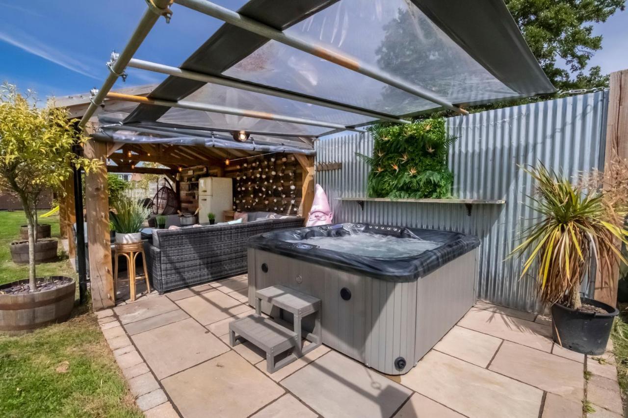 The Stables Luxury House With Hot Tub Lejlighed York Eksteriør billede