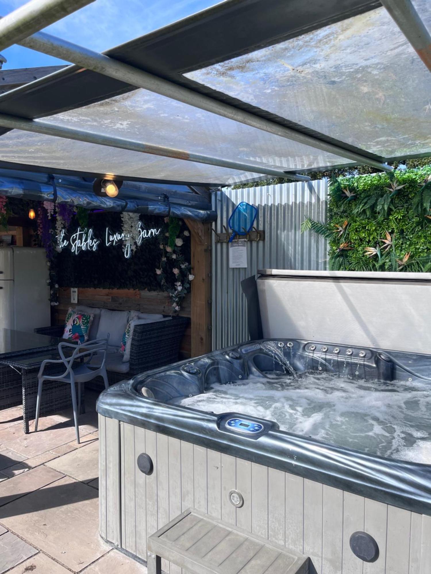 The Stables Luxury House With Hot Tub Lejlighed York Eksteriør billede